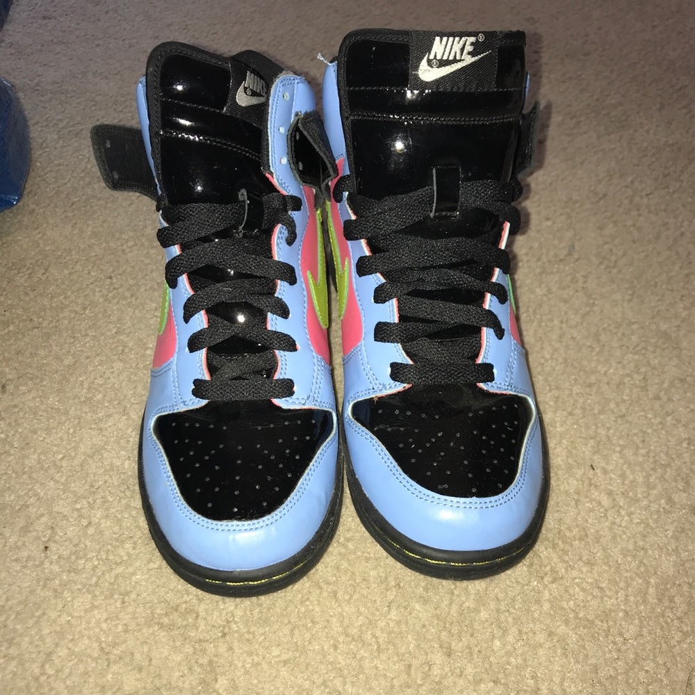 Limited edition Nike dunks